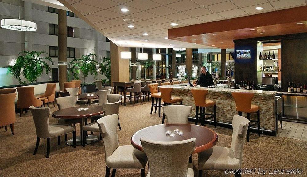 Sheraton Charlotte Airport Exterior photo